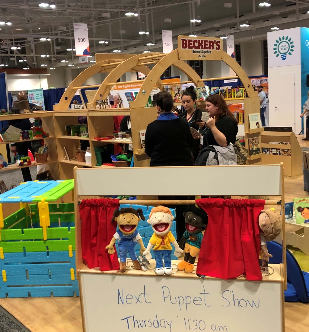 Becker's Puppet Show at NAEYC's Annual Conference 2019
