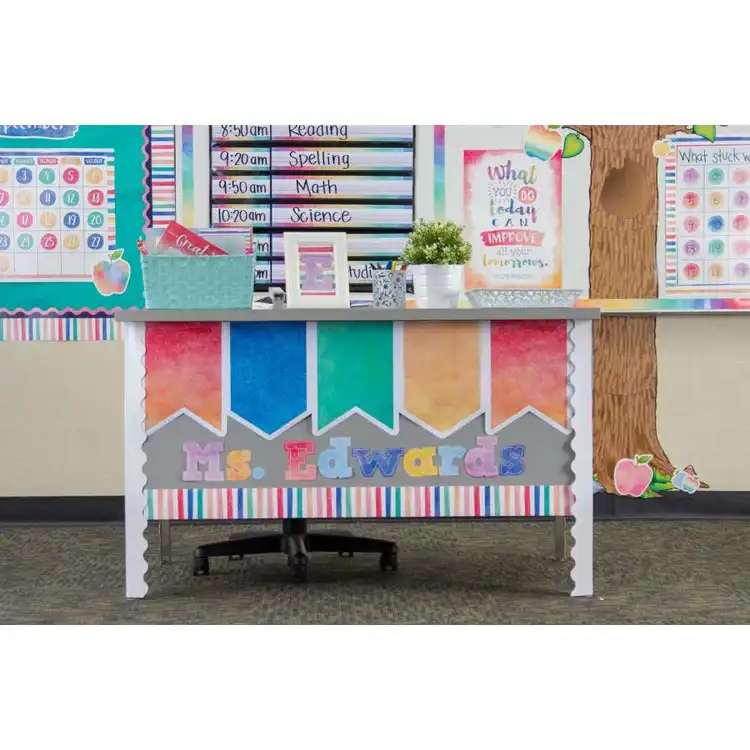 Bright Colored Scalloped Borders