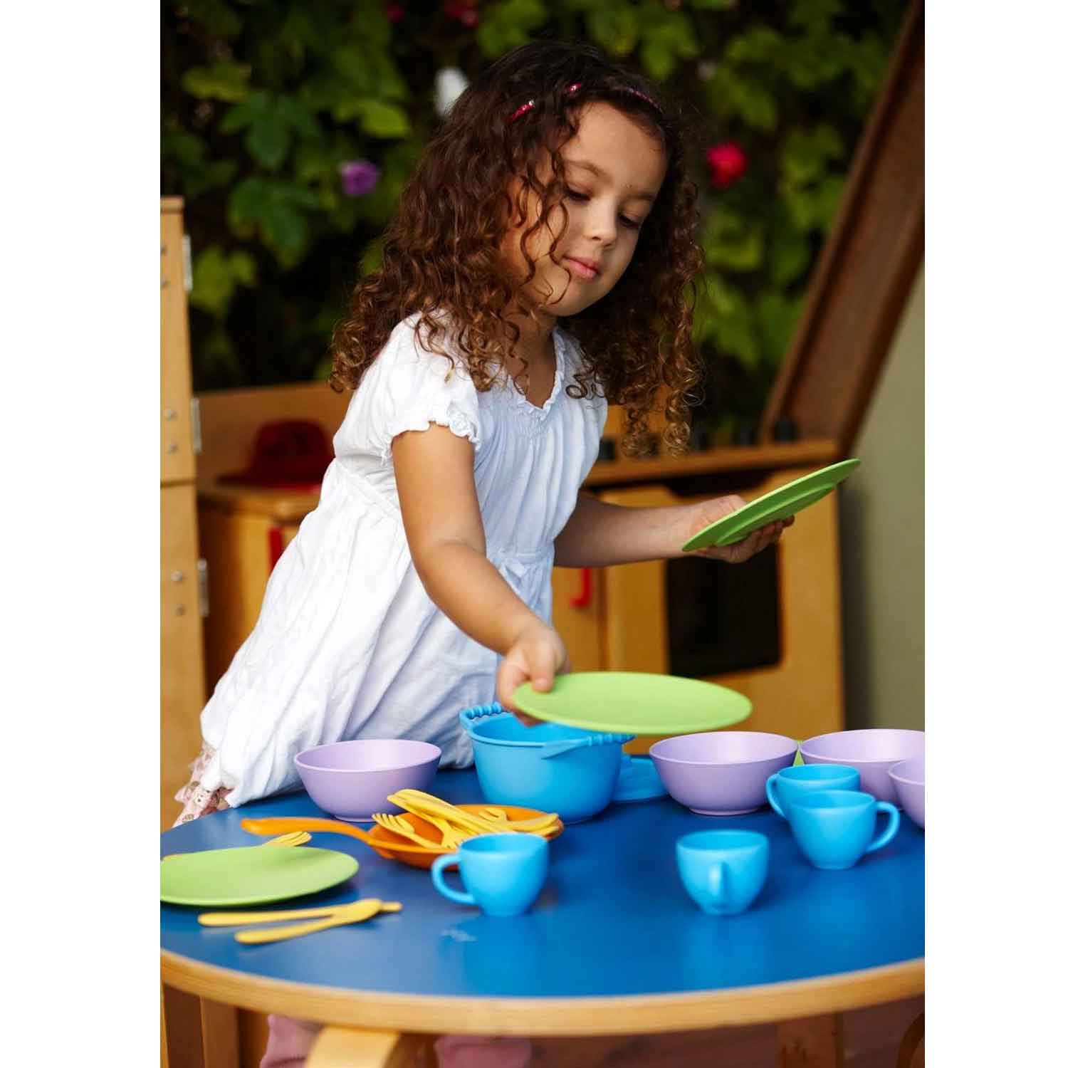 Multicoloured Green Toys Cookware and Dining Set 