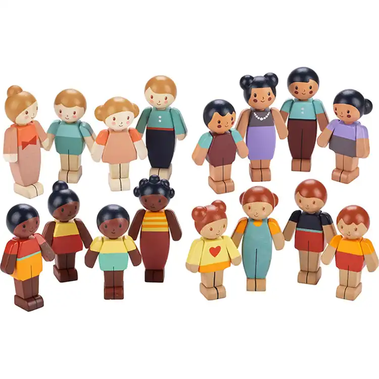 Friends & Family Figures Set