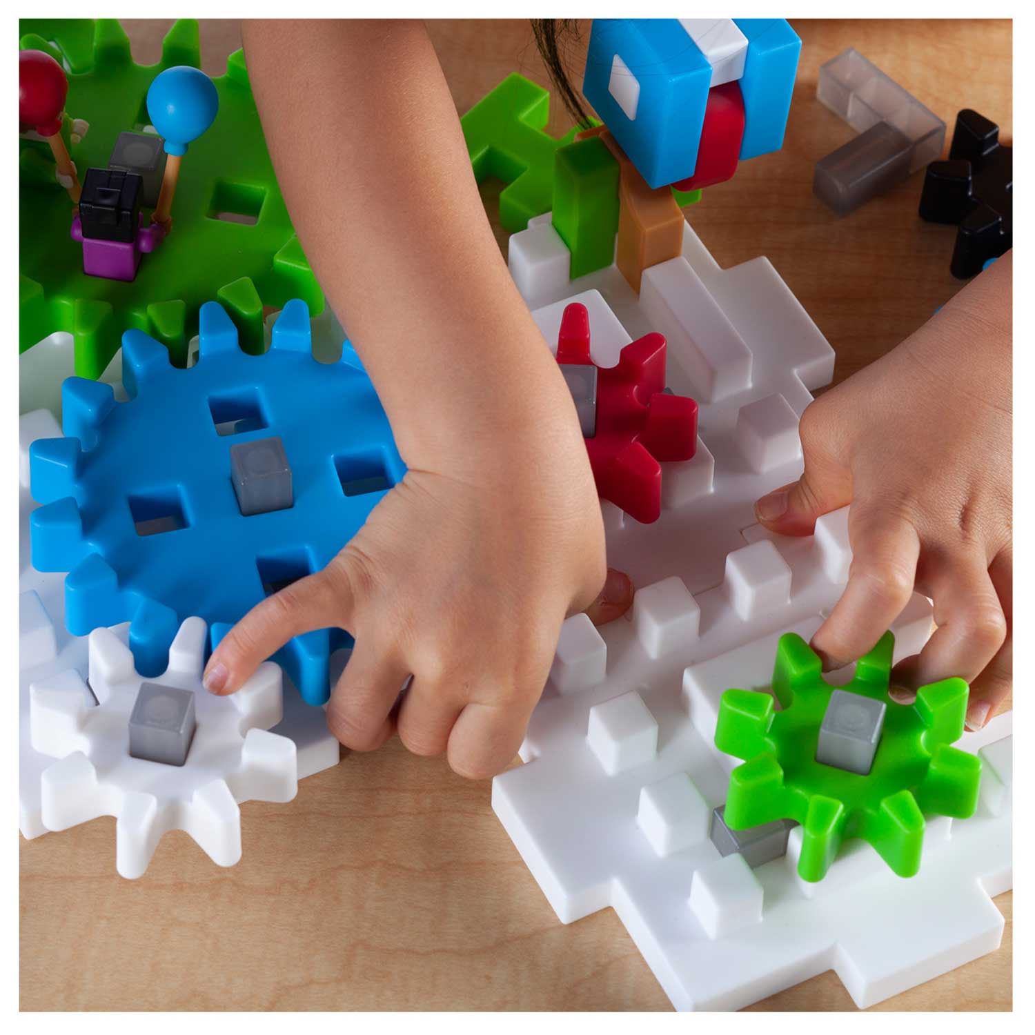 IO Blocks & Gears Tabletop System | Becker's School Supplies