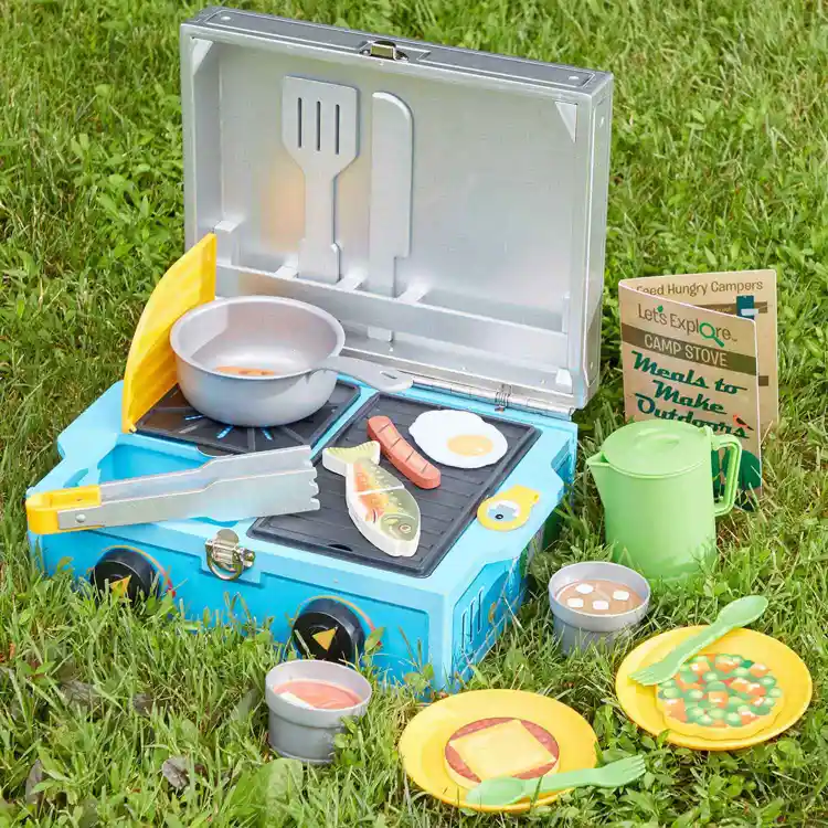 Melissa & Doug Wooden Camp Stove Set