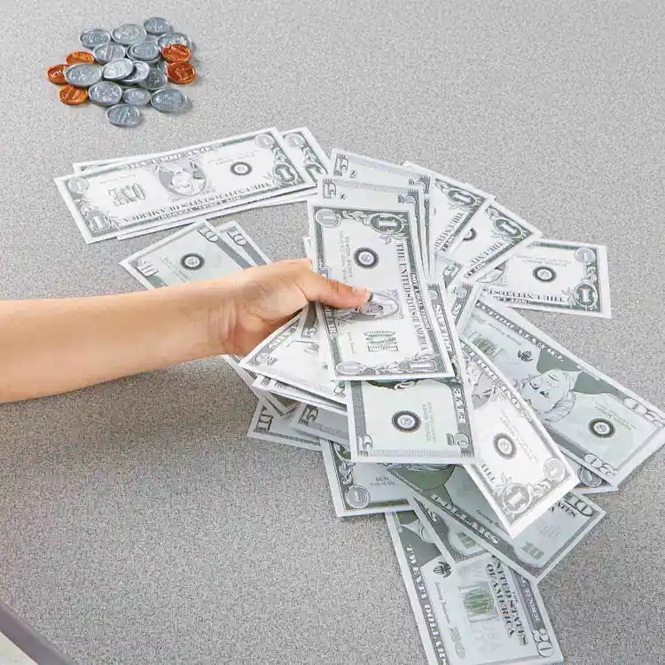 Pretend & Play® Play Money