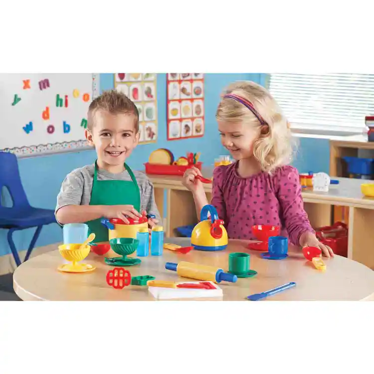 Pretend & Play® Kitchen Set