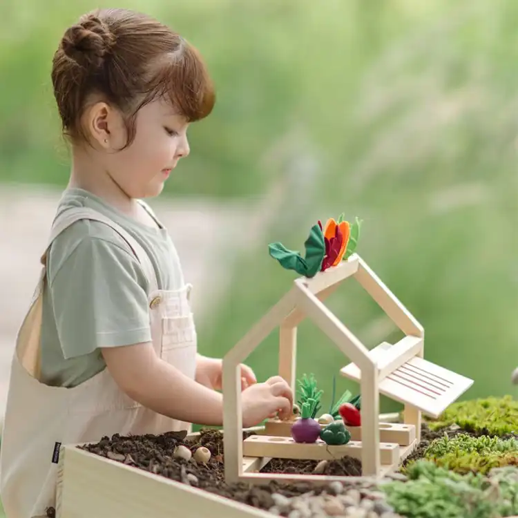 Build-a-Garden Blooming Greenhouse