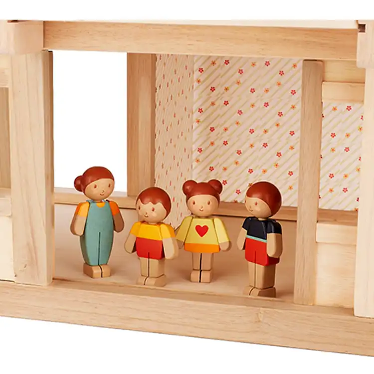 Friends and Family Figures, Almond
