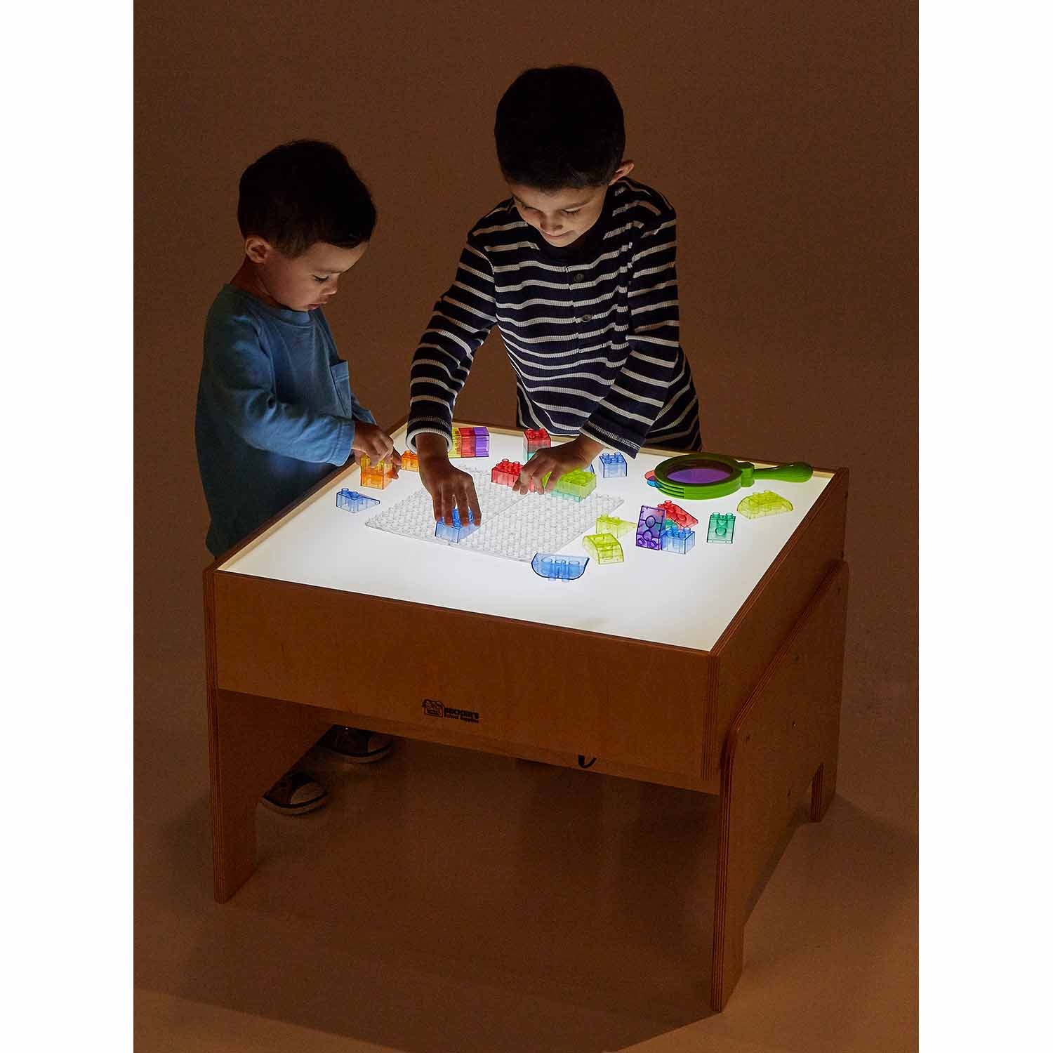 toddler light table