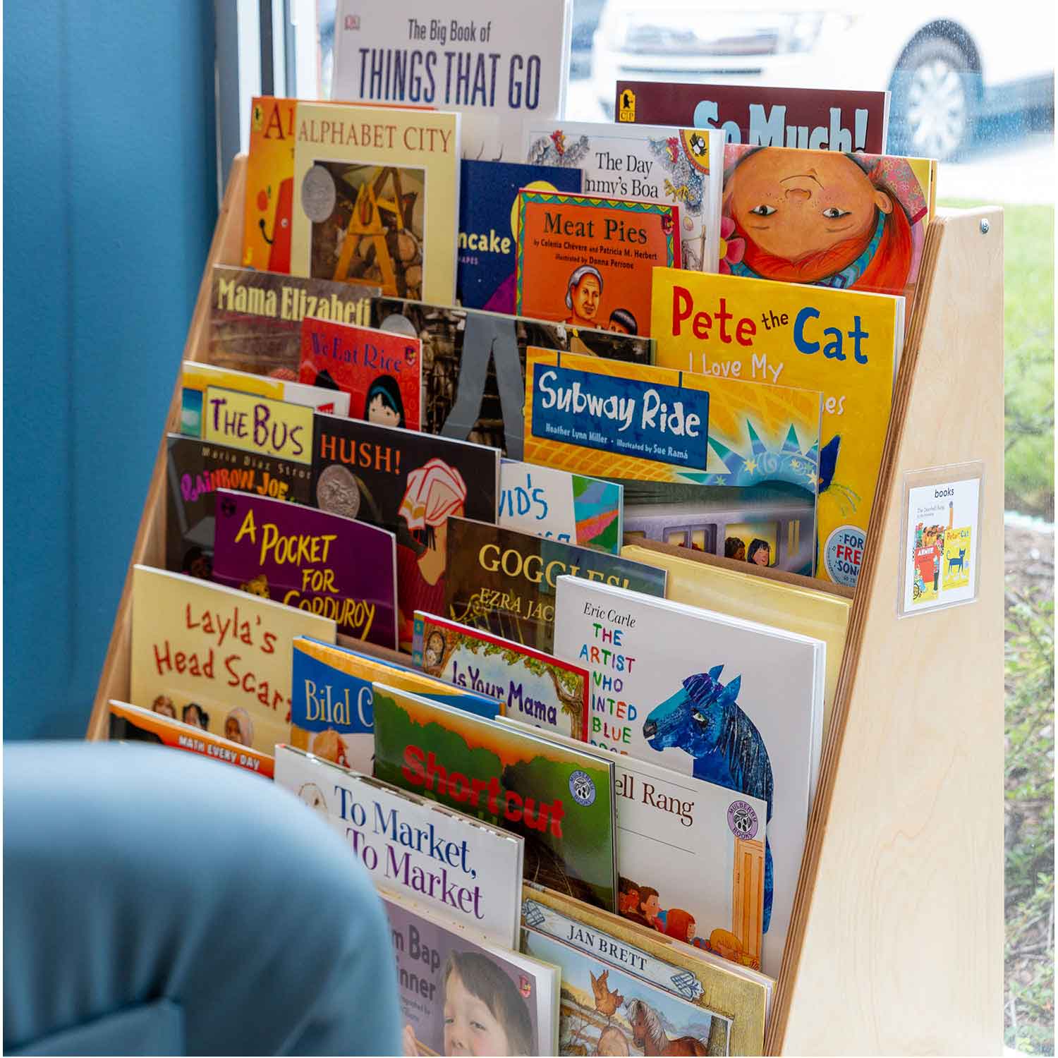 5 Shelf Book Display for Preschoolers