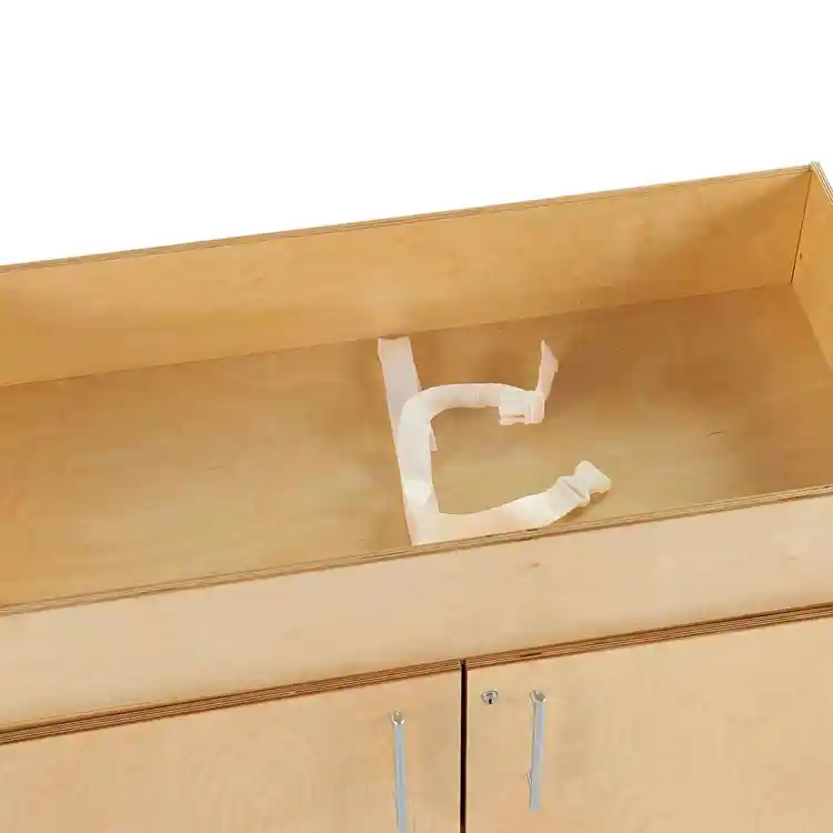 Becker's Economy Changing Table