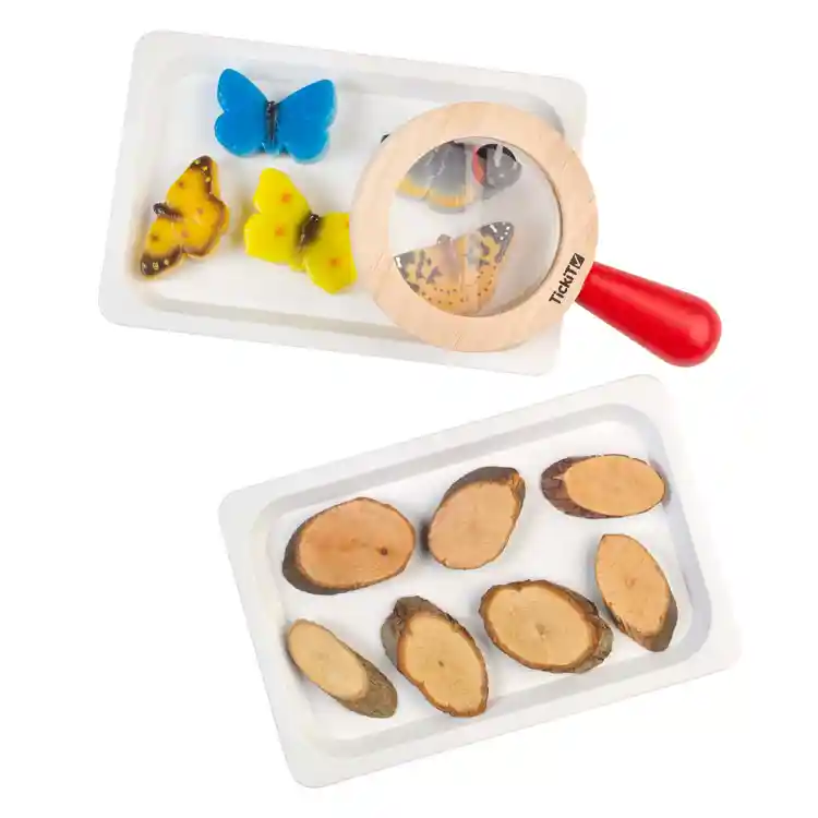 White Plastic Trays Set