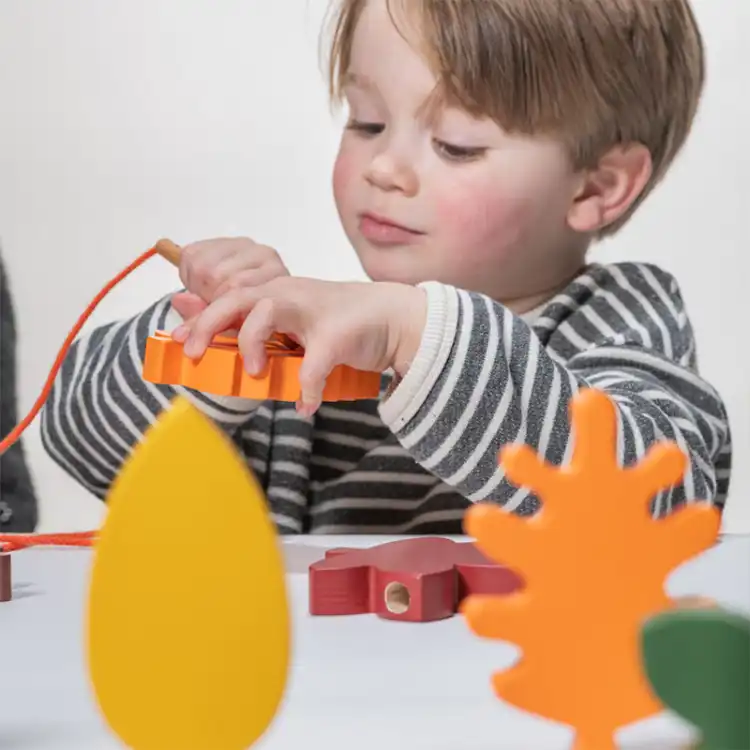 Wooden Lacing Leaves